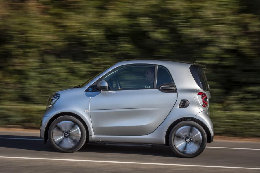  Smart EQ ForTwo Prime Coupe (C453) 2020 года  (WW) (фото 12 из 28)